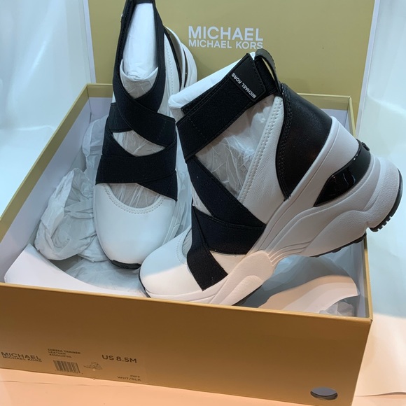 michael kors chessa trainer